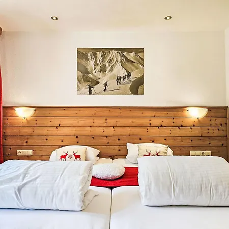 By Interhome Apartmán *